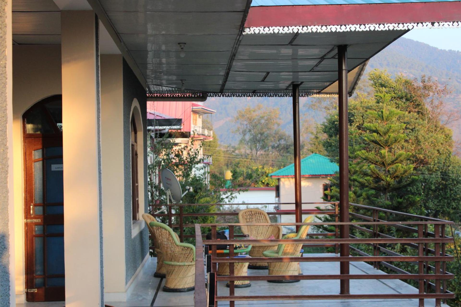 Aditya Homestay Bir-Billing Surrounded By Mountains Luaran gambar